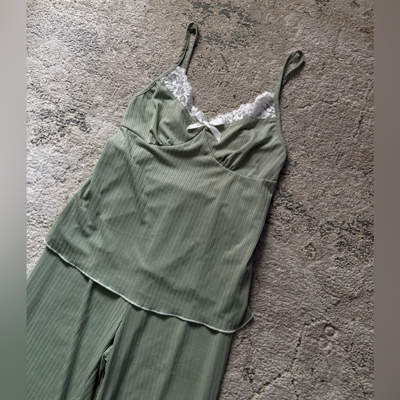 PJ Set - New - Picture 3 of 7